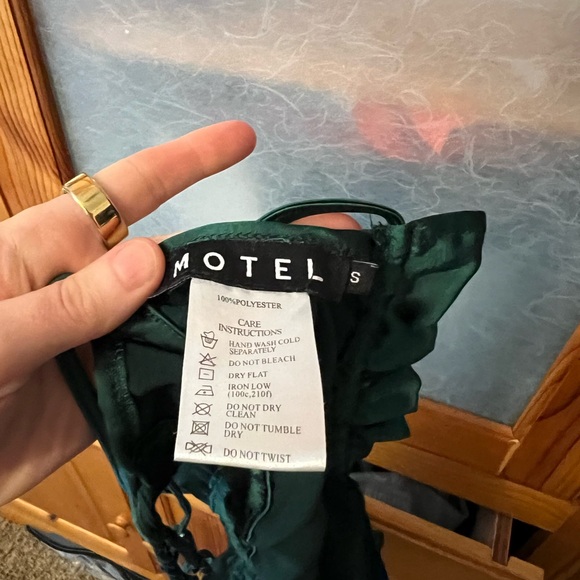 Motel Rocks Crop Top - Picture 2 of 4